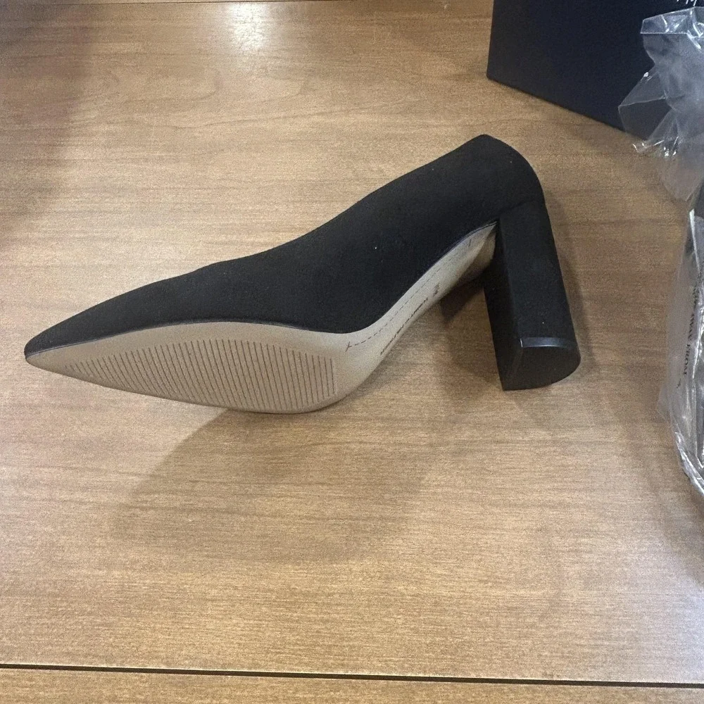 Tommy Hilfiger Shoes Womens Size 9.5 Black Abilene Pointed Toe Block Heel Pumps